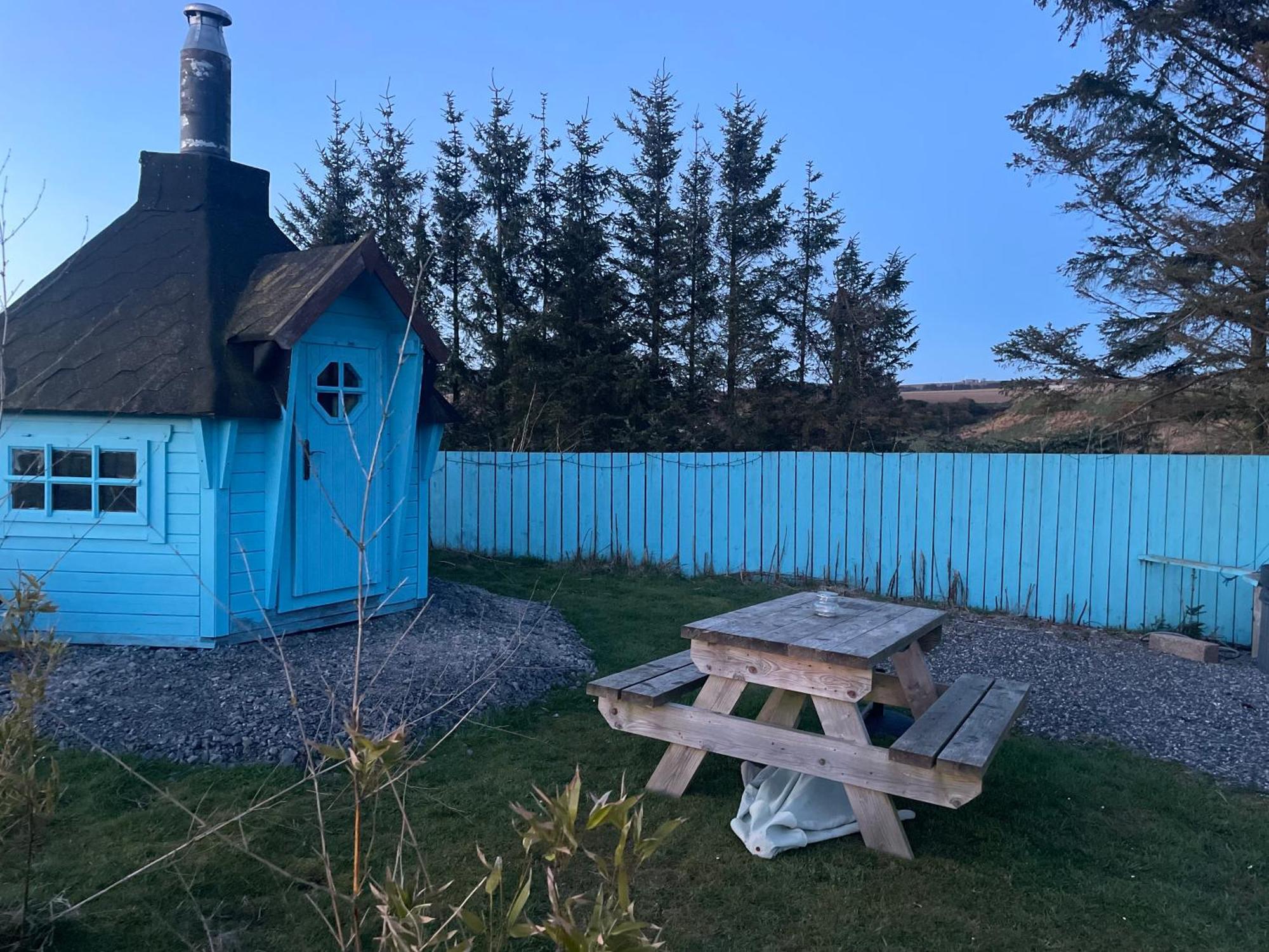 Bankhead Accommodation With Hot Tub Aberdeenshire Gamrie Exterior photo
